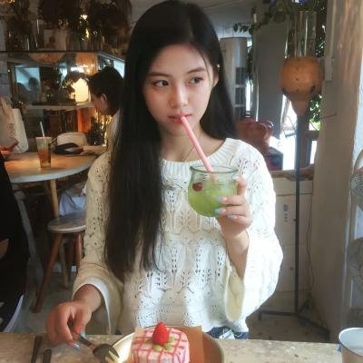 左撇子女孩